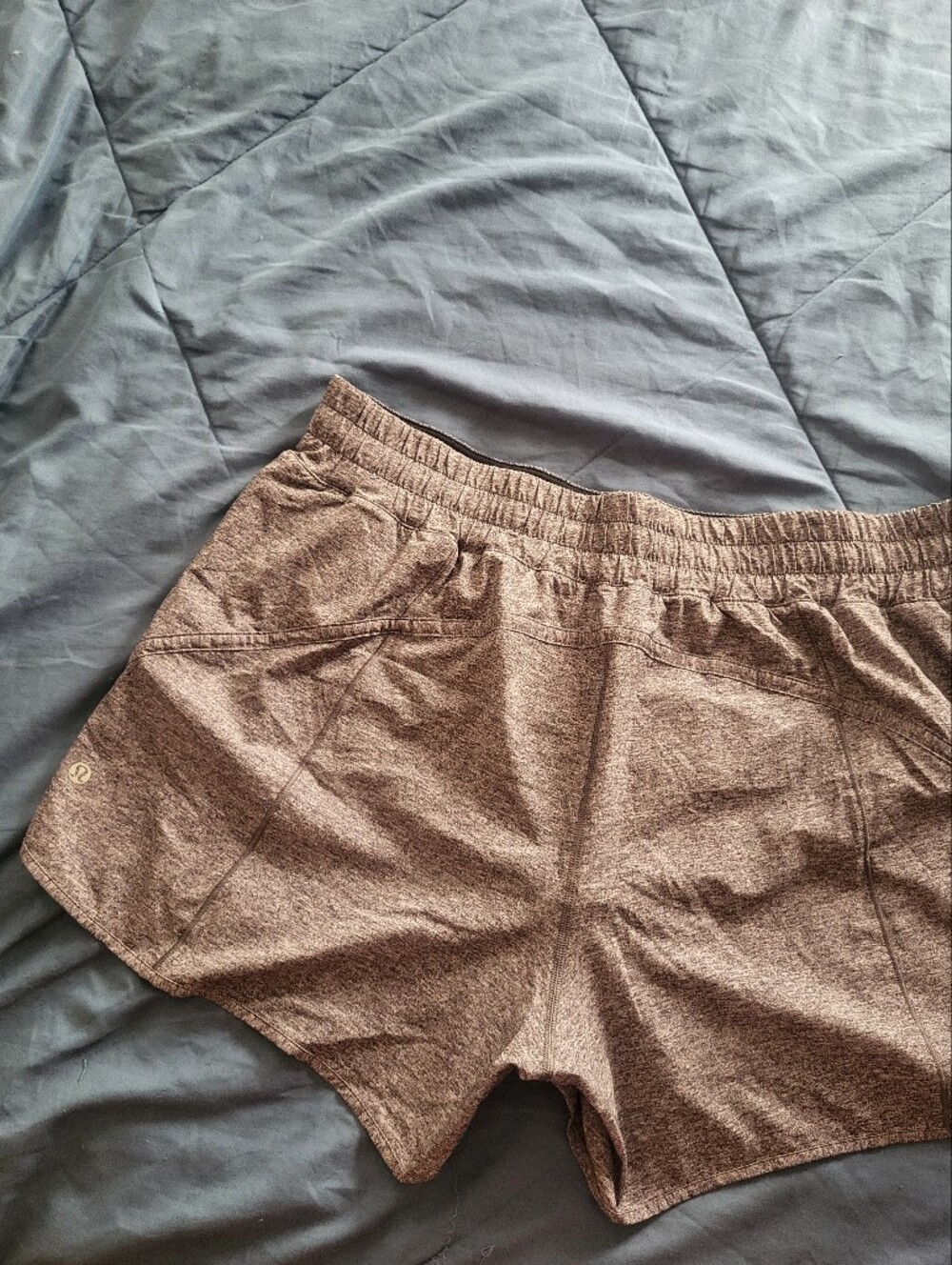 lululemon athletica Gray Track That MR Shorts~5' Inseam~Size 18. - Picture 3 of 15